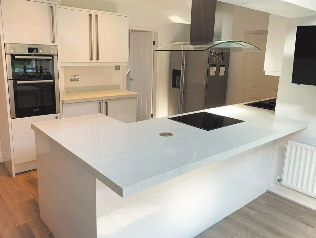 QuickTops | Quartz Worktop Overlay | Kitchen Worktops