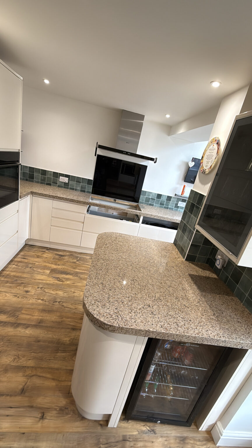 QuickTops | Quartz Worktop Overlay | Kitchen Worktops